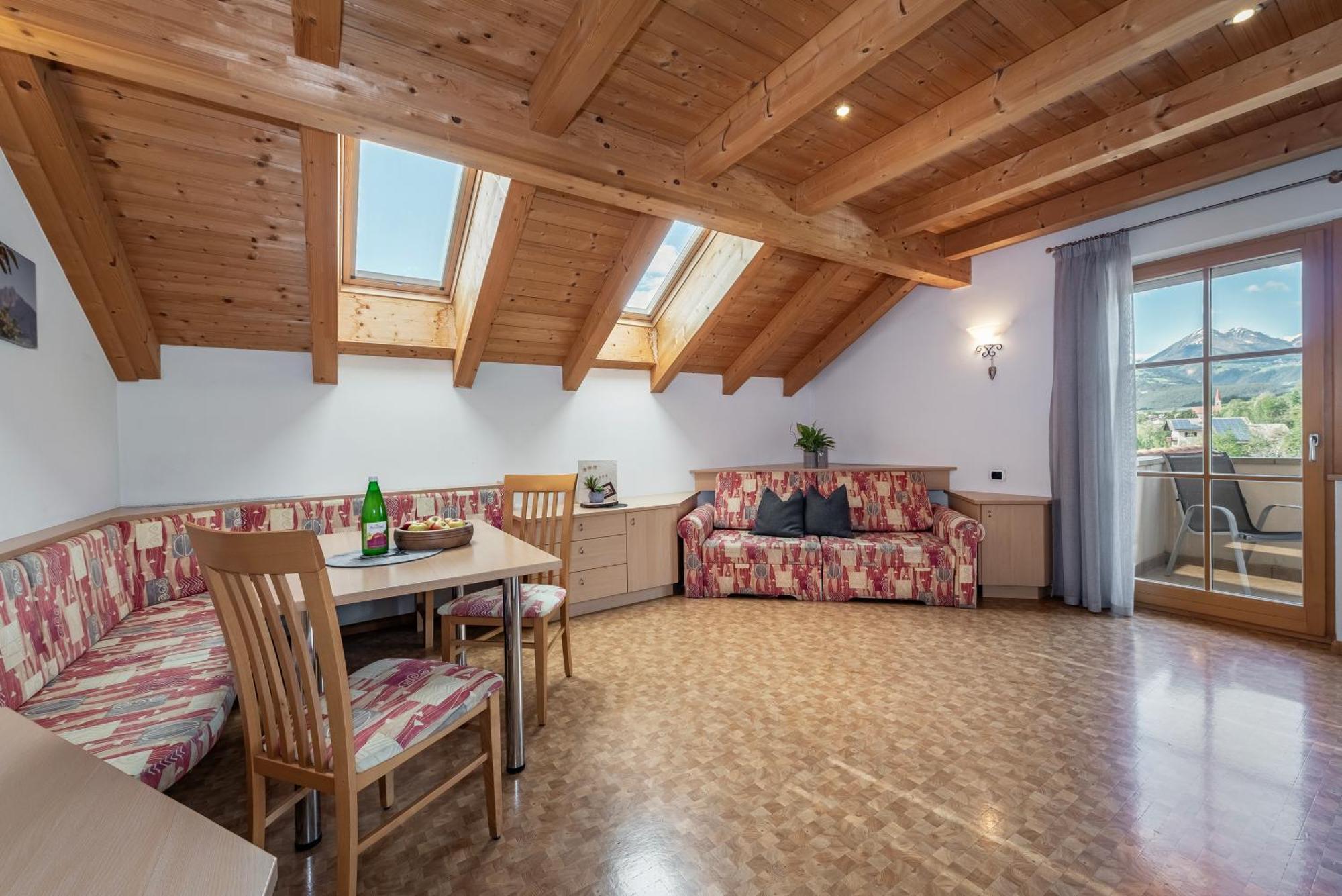 Trinnerhof- Hof Chalets Und Obsthof Mit Zimmer Natz-Schabs Ngoại thất bức ảnh