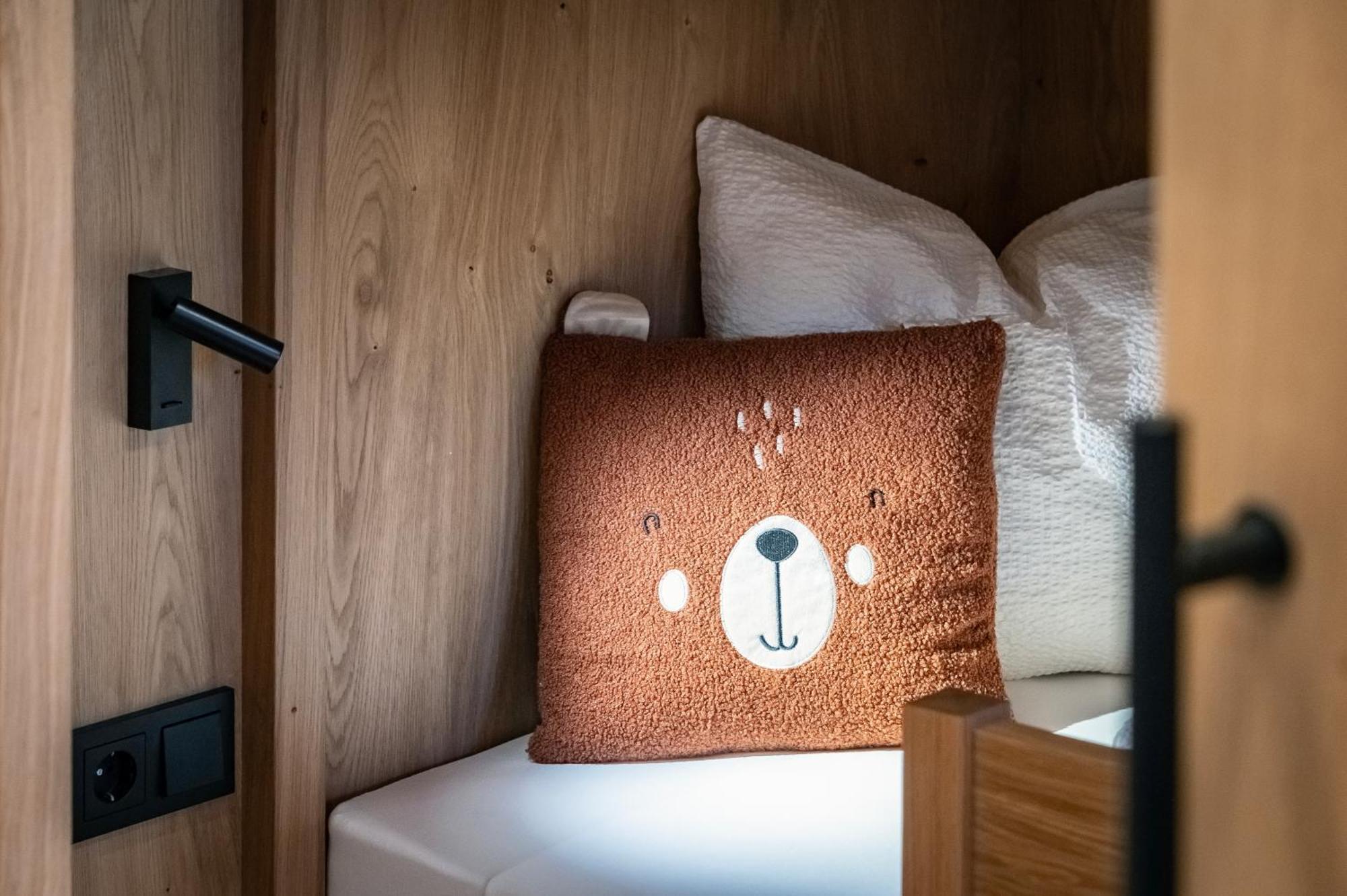 Trinnerhof- Hof Chalets Und Obsthof Mit Zimmer Natz-Schabs Ngoại thất bức ảnh
