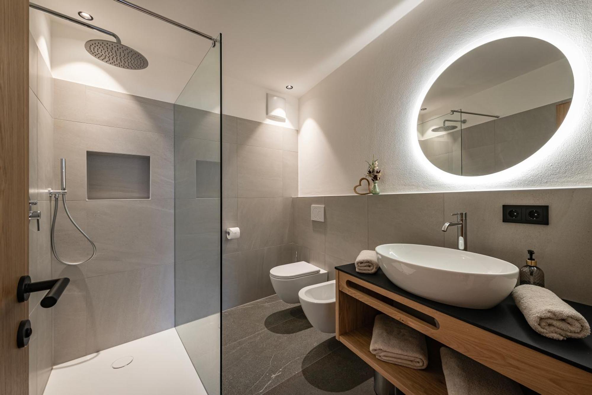 Trinnerhof- Hof Chalets Und Obsthof Mit Zimmer Natz-Schabs Ngoại thất bức ảnh