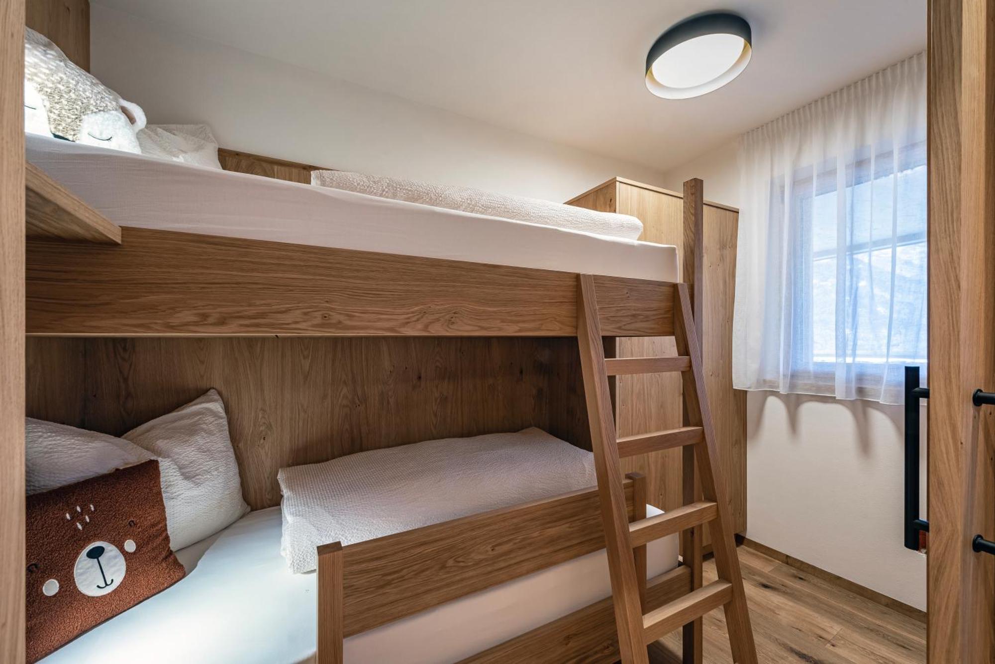 Trinnerhof- Hof Chalets Und Obsthof Mit Zimmer Natz-Schabs Ngoại thất bức ảnh