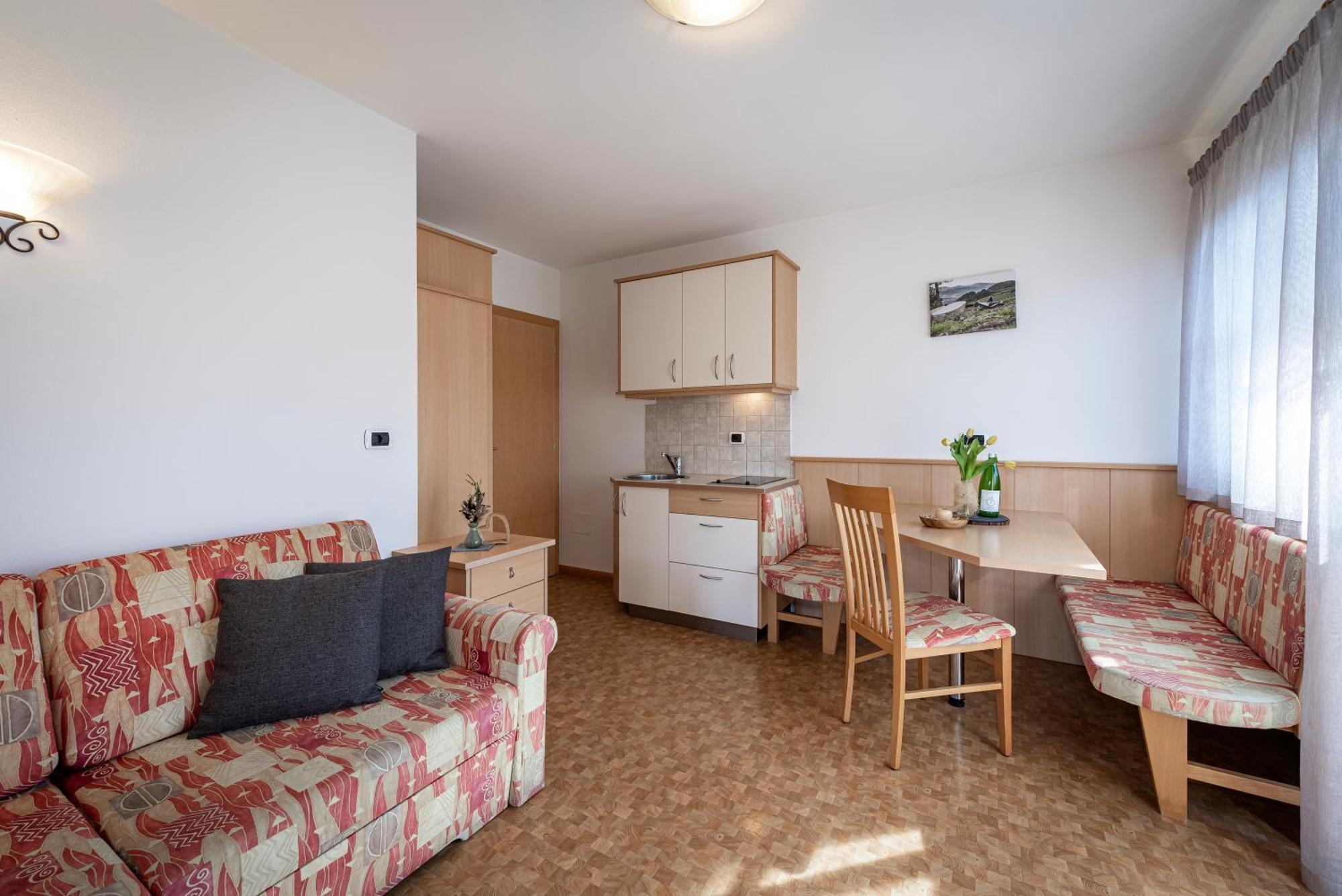 Trinnerhof- Hof Chalets Und Obsthof Mit Zimmer Natz-Schabs Ngoại thất bức ảnh