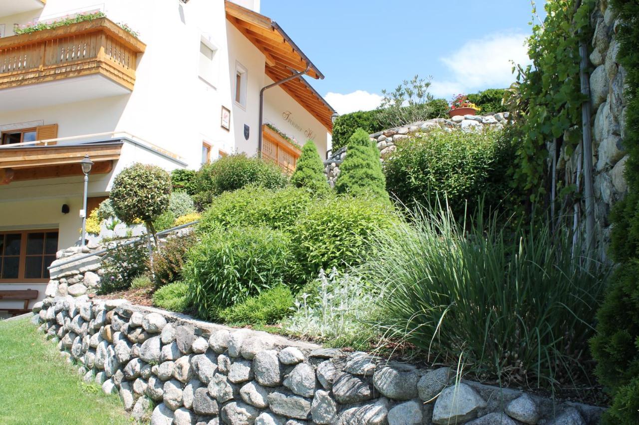 Trinnerhof- Hof Chalets Und Obsthof Mit Zimmer Natz-Schabs Ngoại thất bức ảnh